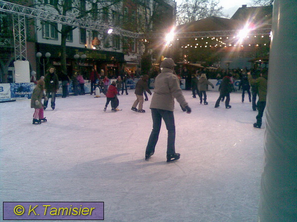 2008-11-30 16-22-08.jpg - Bonn   Weihnachtsmarkt